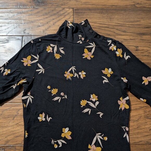 RW&CO mock neck floral top black size small - Picture 3 of 12